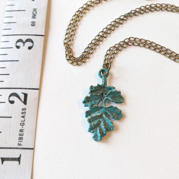 Leaf Vintage Style Necklace Antique Bronze Patina - Image 3