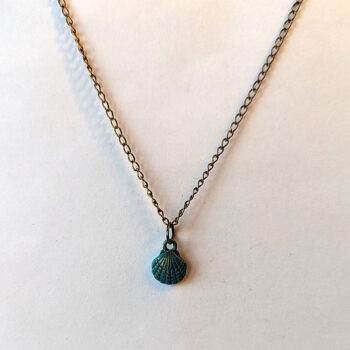 Antique Bronze Patina Double Sided Scallop Shell Necklace - Image 4