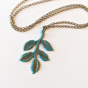 Leaf Branch Vintage Style Antique Patina Bronze Necklace - Image 2