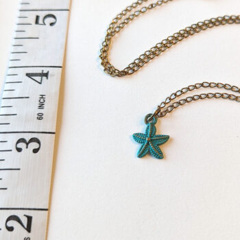 Antique Bronze Patina Starfish Sea life Vintage Style Necklace - Image 3