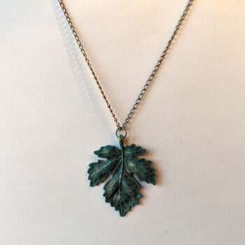 Antique Bronze Patina Large Maple Leaf Vintage Style Necklace - Image 4