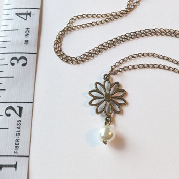 Antique Bronze Hollow Daisy Flower With Pearl Necklace - Image 3