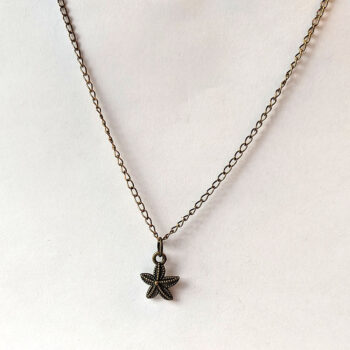 Antique Bronze Starfish Sea life Vintage Style Necklace - Image 4