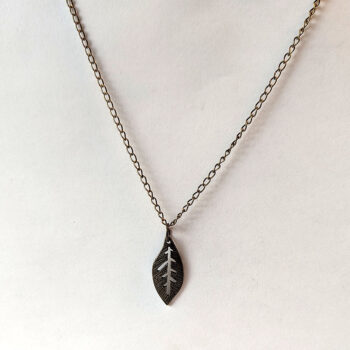 Oval Hollow Leaf Pendant Antique Bronze Necklace - Image 4