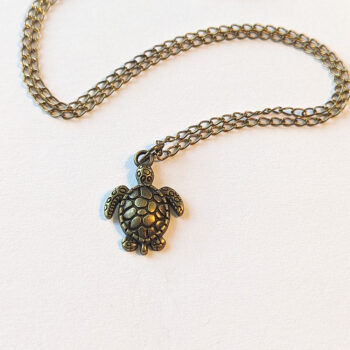 Antique Bronze Sea Turtle Vintage Style Necklace - Image 2