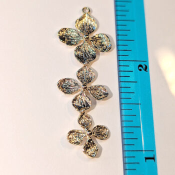 Triple Cascading Flower Pendant / Connector Gold - Image 5