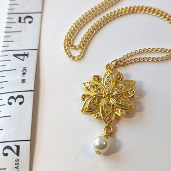 Flower Gold Pendant With Pearl Necklace - Image 3