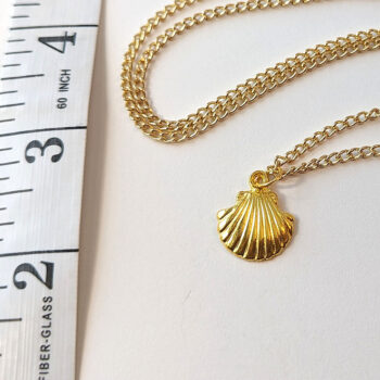 Gold Scallop Shell Necklace - Image 3