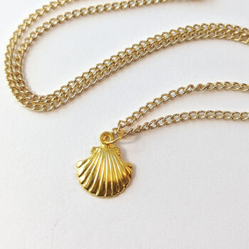 Gold Scallop Shell Necklace - Image 2