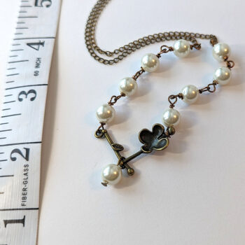 Antique Bronze Flower Branch White Pearl Beads Necklace - Image 3