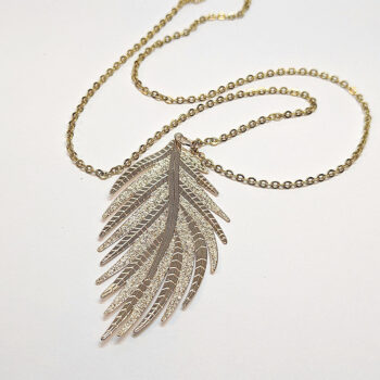 KC Gold Delicate Large Leaf Lightweight Pendant Necklace - Image 2