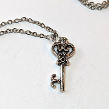 Antique Silver Small Rounded Master Key Pendant Necklace - Image 4