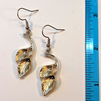 KC Gold Calla Lily Flower Earrings - Image 2