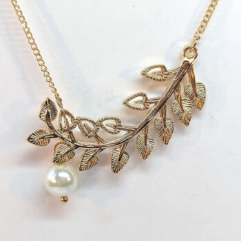 KC Gold Curved Branch Leaves With Pearl Necklace - Image 4