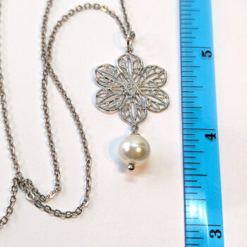 Antique Silver Lightweight Filigree Flower Pearl Necklace - Image 2