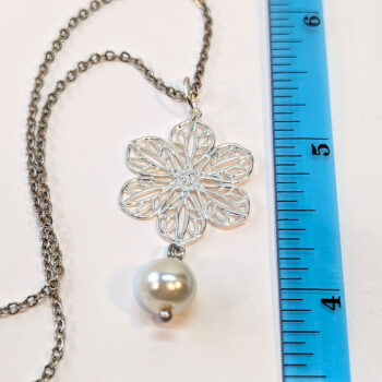 Silver Lightweight Filigree Flower With Pearl Necklace - Image 2