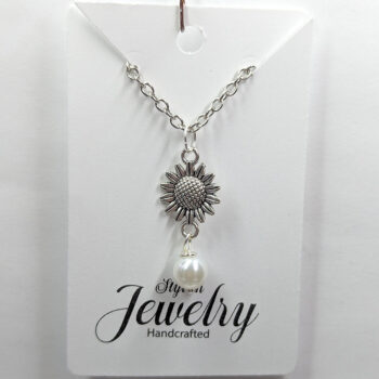 Antique Silver Small Daisy Flower With Pearl Necklace - Image 5