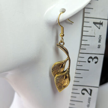 Antique Gold Calla Lily Flower Earrings - Image 2