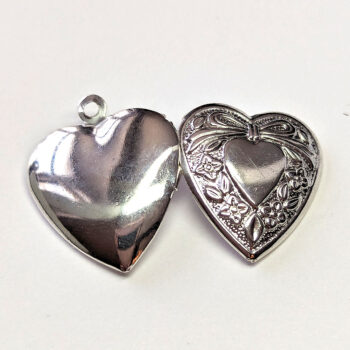 Silver Decorative Heart Locket Pendant - Image 3