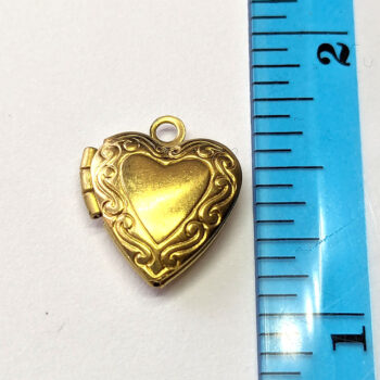 Small Gold Decorative Heart Locket Pendant - Image 2