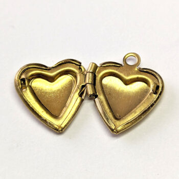 Small Gold Decorative Heart Locket Pendant - Image 5