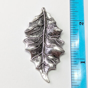 Detailed Leaf Pendant Antique Silver - Image 3