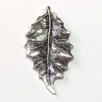 Detailed Leaf Pendant Antique Silver