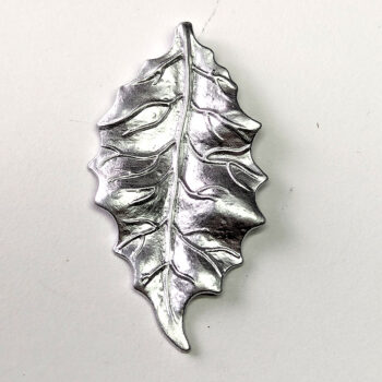 Detailed Leaf Pendant Silver