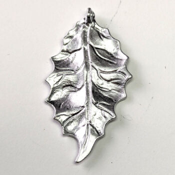 Detailed Leaf Pendant Silver - Image 3