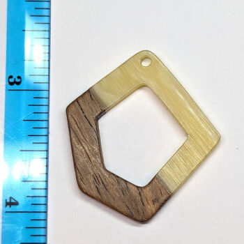 Cream Hollow Irregular Resin Geometric Wood Pendant - Image 2