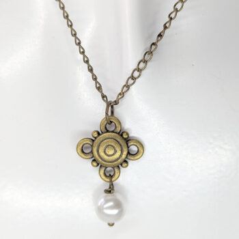 Round Connector Antique Bronze Pearl Necklace - Image 2