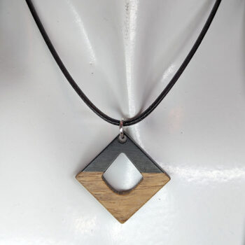 Black Resin Wood Hollow Diamond Necklace - Image 2