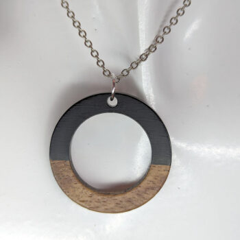 Black Leaf Resin Wood Hollow Round Hoop Necklace - Image 5