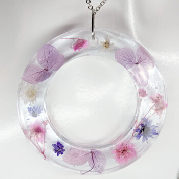 Real Dried Purple Flowers Large Hoop Resin Necklace - Image 3