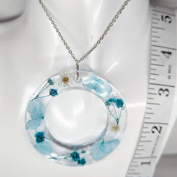 Real Dried Blue Flowers Large Hoop Resin Necklace - Image 2