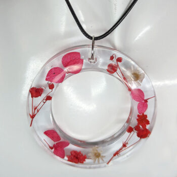 Real Dried Red Flowers Large Hoop Resin Necklace - Image 3