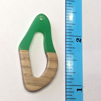 Emerald Green Irregular Oval Geometric Light Wood Resin Pendant - Image 2