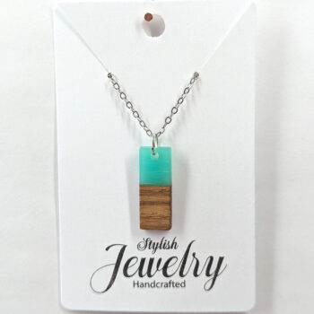 Green Resin Wood Rectangle Necklace - Image 4