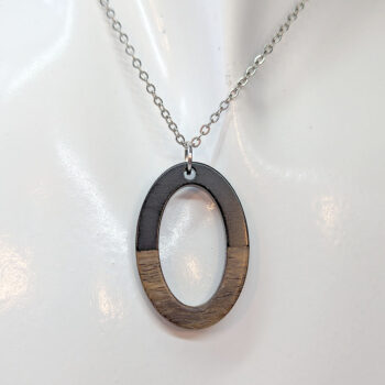 Black Resin Wood Hollow Oval Necklace - Image 3