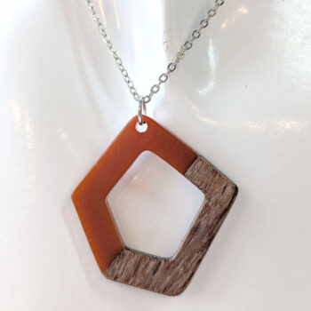 Burnt Orange Resin Wood Hollow Irregular Diamond Necklace - Image 3