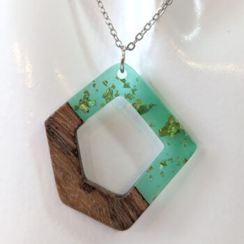 Green Gold Leaf Resin Wood Hollow Irregular Diamond Necklace - Image 3