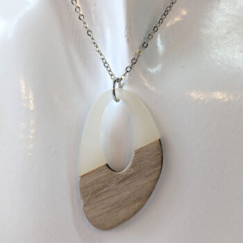 White Resin Wood Hollow Irregular Oval Necklace - Image 2