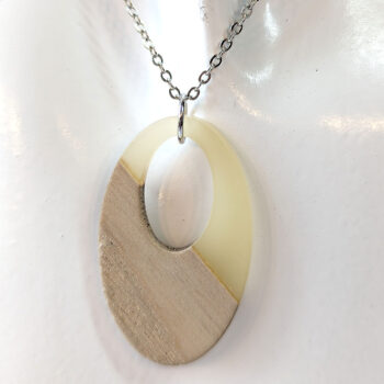 White Angle Resin Wood Hollow Oval Necklace - Image 3