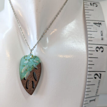 Green Gold Leaf Resin Wood Hollow Leaf Necklace - Image 2