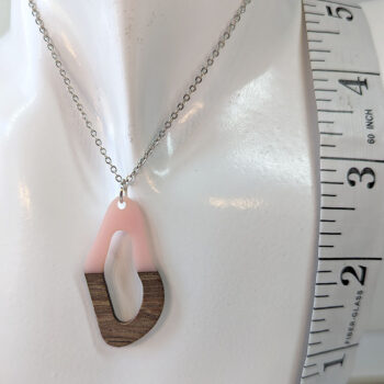 Pink Resin Wood Hollow Irregular Oval Necklace - Image 4