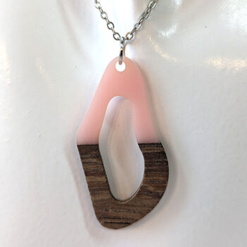 Pink Resin Wood Hollow Irregular Oval Necklace - Image 3