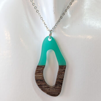 Green Resin Dark Wood Hollow Irregular Oval Necklace - Image 2