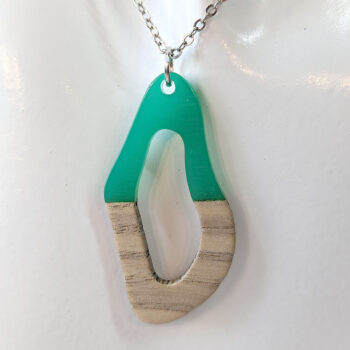 Green Resin Light Wood Hollow Irregular Oval Necklace - Image 4