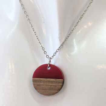 Red Resin Wood Round Circle Necklace - Image 3