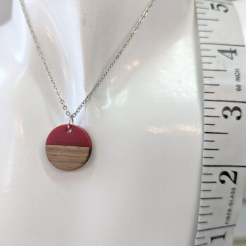 Red Resin Wood Round Circle Necklace - Image 2